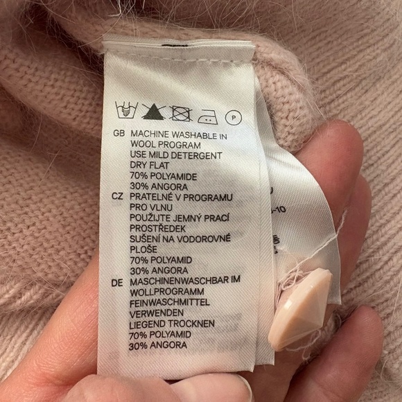 H&M- Y2K Preppy Ruffle Cardigan - Picture 5 of 5